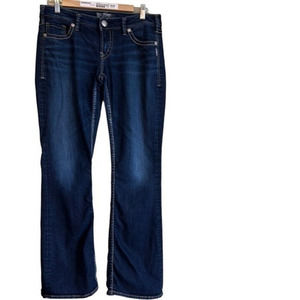 Roadrunner Women’s jeans with embroidered detailing on‎ back pockets size 12